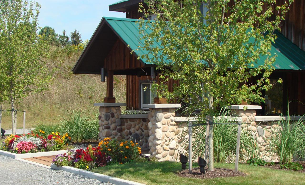 The Edge Hotel Welch Hill Exterior foto